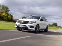 Mercedes-Benz GLE450 AMG 4MATIC (2015) - picture 3 of 9