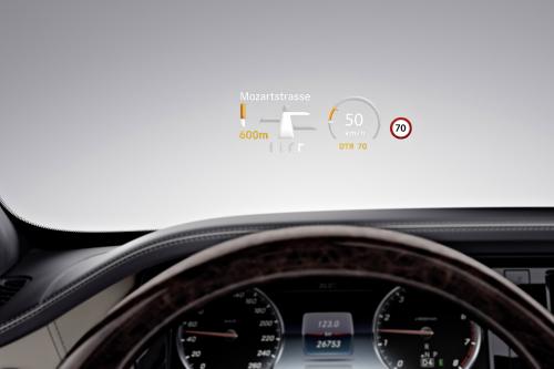 Mercedes-Benz S 600 (2015) - picture 9 of 10