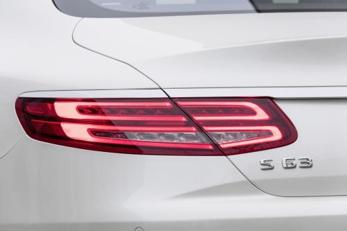 Mercedes-Benz S 63 AMG Coupe (2015) - picture 17 of 23