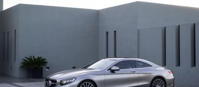 Mercedes-Benz S-Class Coupe (2015) - picture 39 of 60