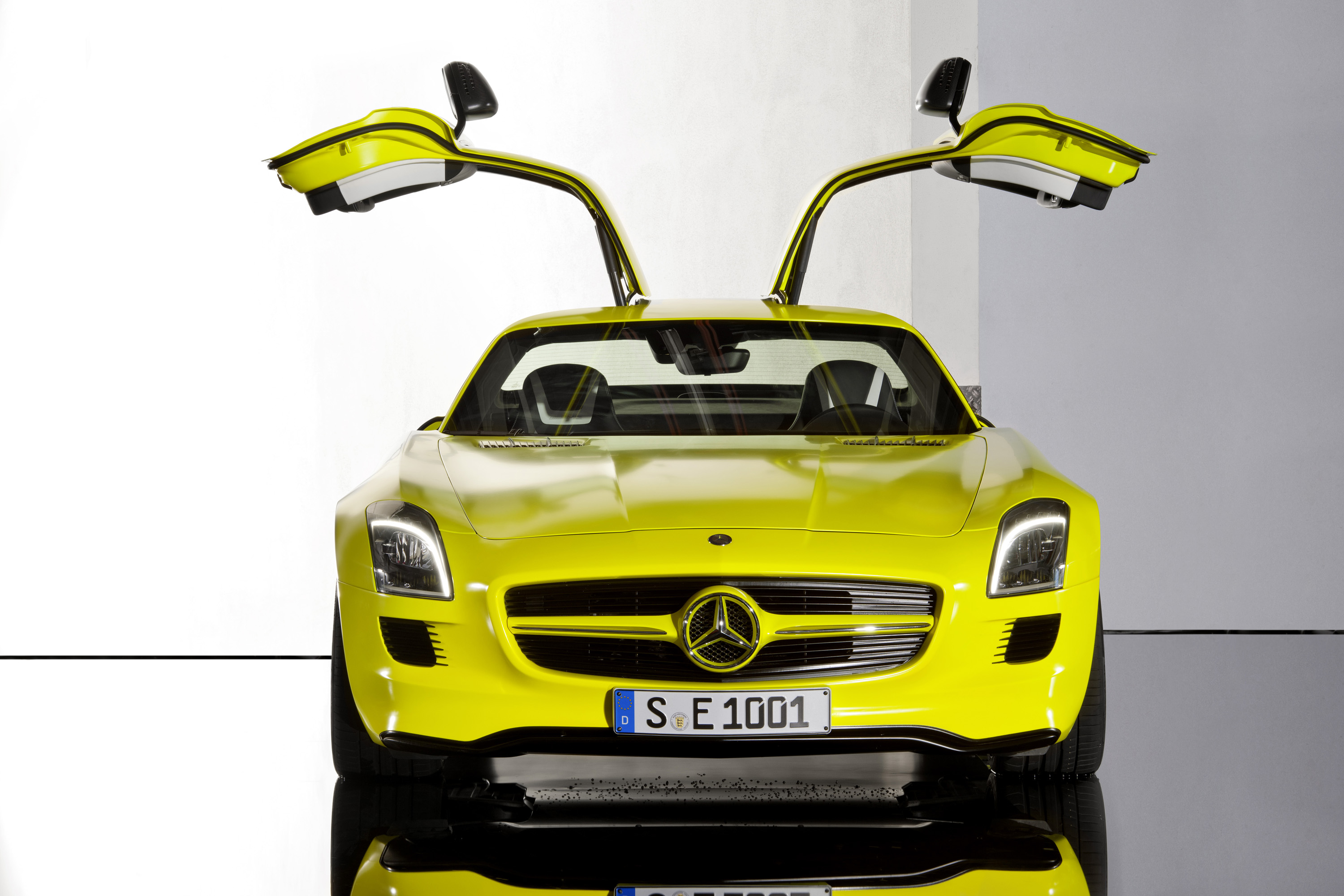 Mercedes-Benz SLS AMG E-CELL