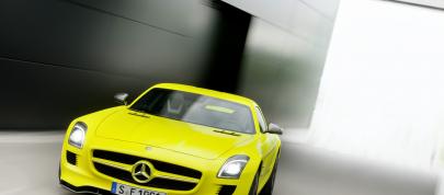 Mercedes-Benz SLS AMG E-CELL (2015) - picture 7 of 19