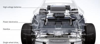 Mercedes-Benz SLS AMG E-CELL (2015) - picture 12 of 19