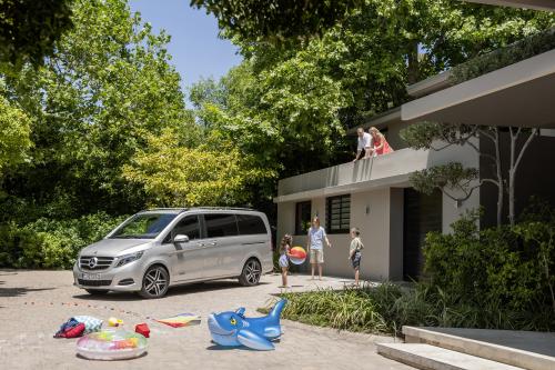 Mercedes-Benz V-Class (2015) - picture 17 of 32