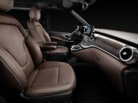 Mercedes-Benz V-Class (2015) - picture 27 of 32