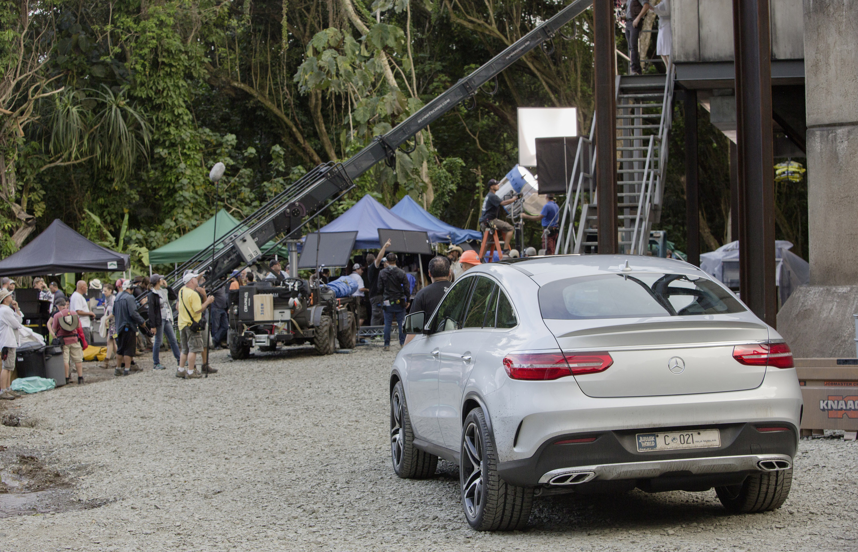 Mercedes-Benz Vehicles in Jurassic World