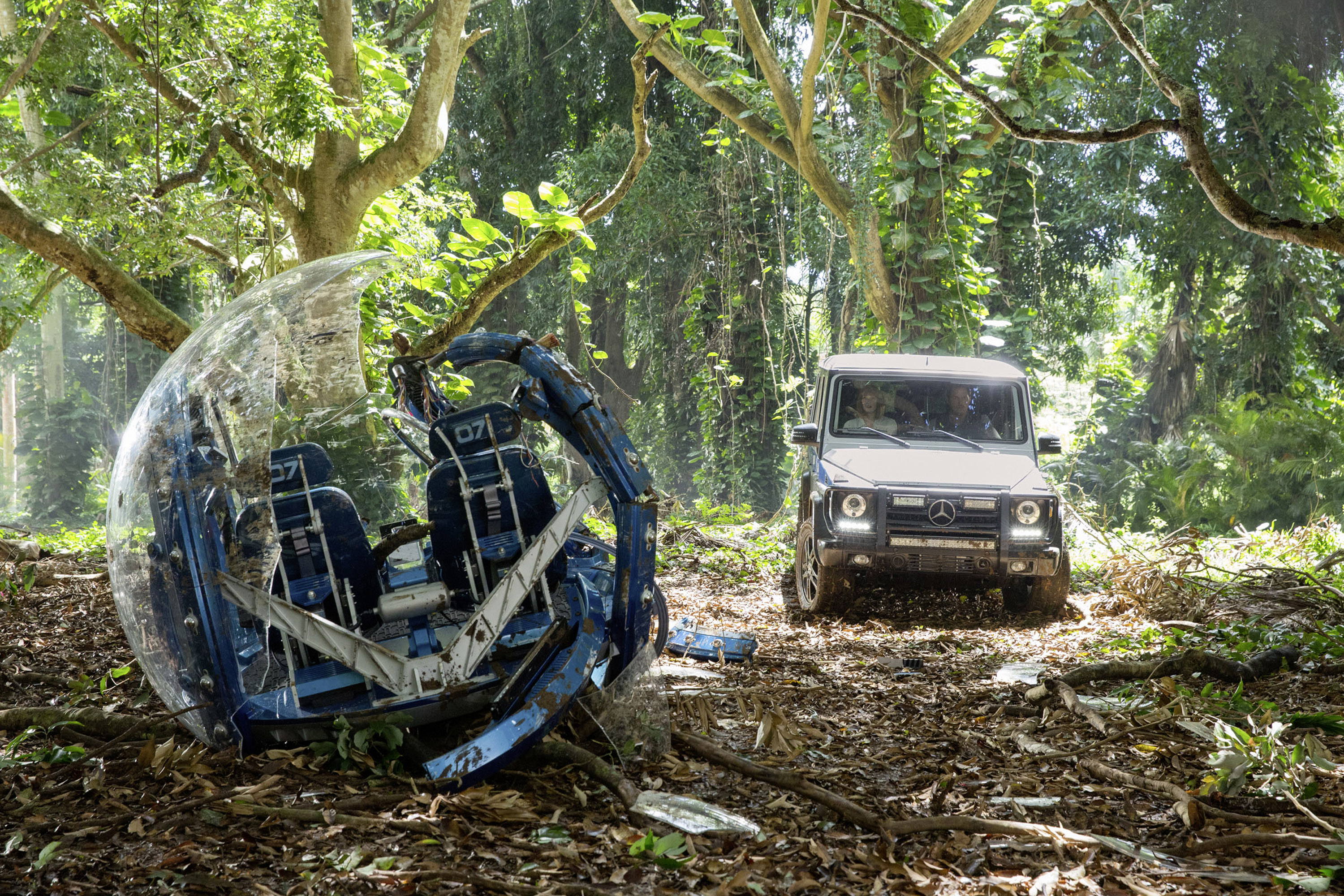 Mercedes-Benz Vehicles in Jurassic World