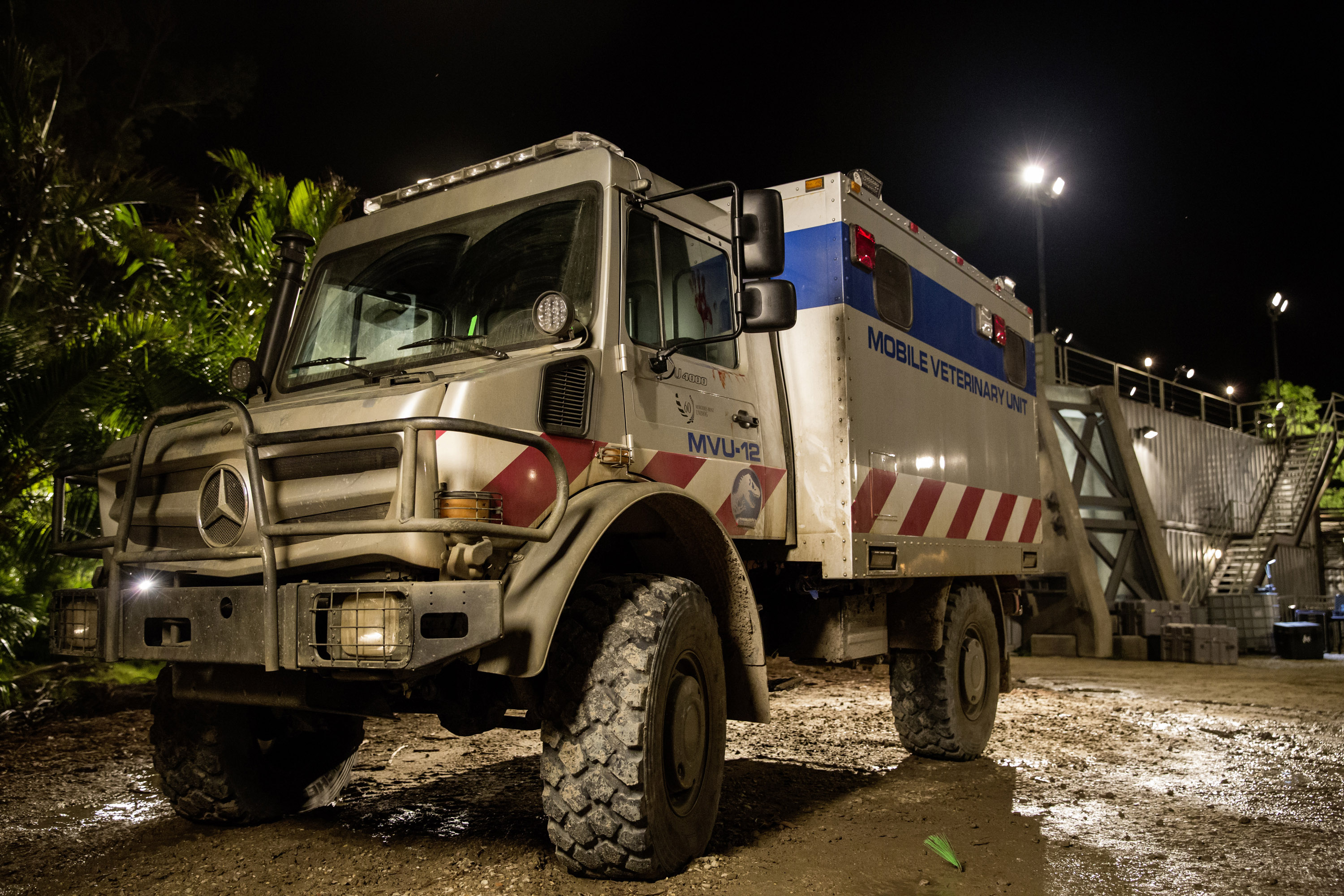 Mercedes-Benz Vehicles in Jurassic World