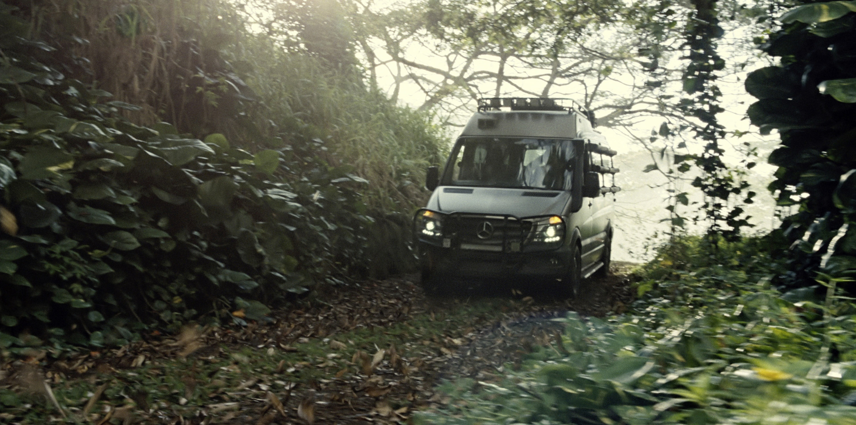 Mercedes-Benz Vehicles in Jurassic World