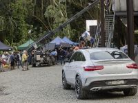 Mercedes-Benz Vehicles in Jurassic World (2015) - picture 4 of 15
