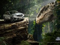 Mercedes-Benz Vehicles in Jurassic World (2015)