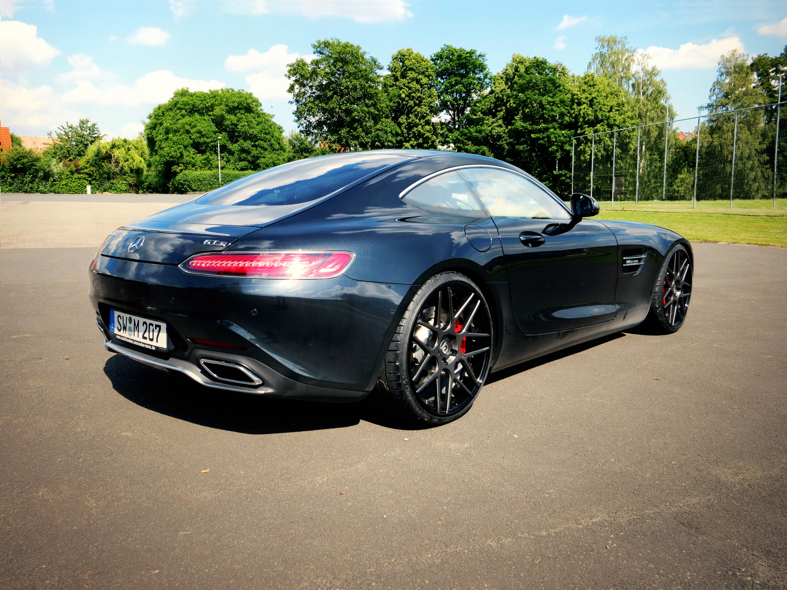 Mercedes GT S LOMA WHEELS