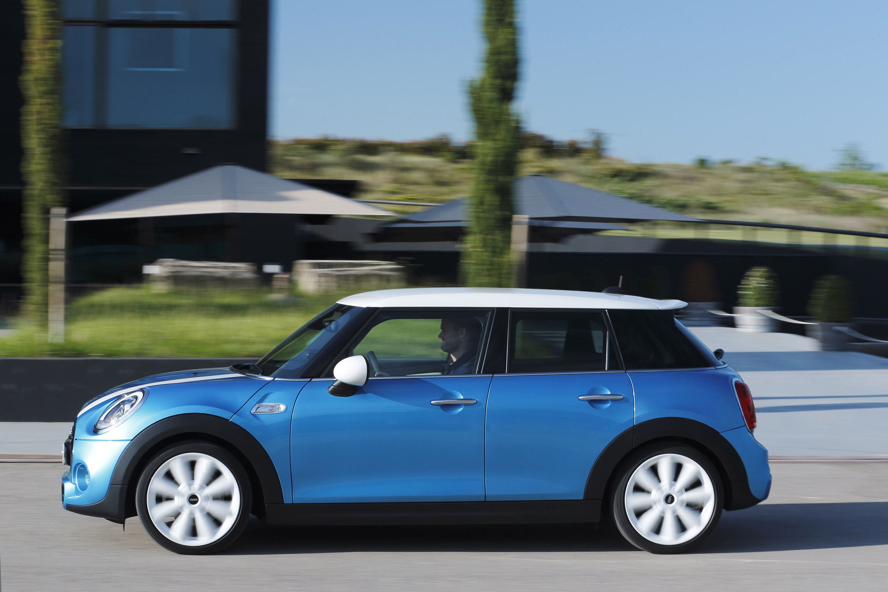 MINI 5-door Hatchback