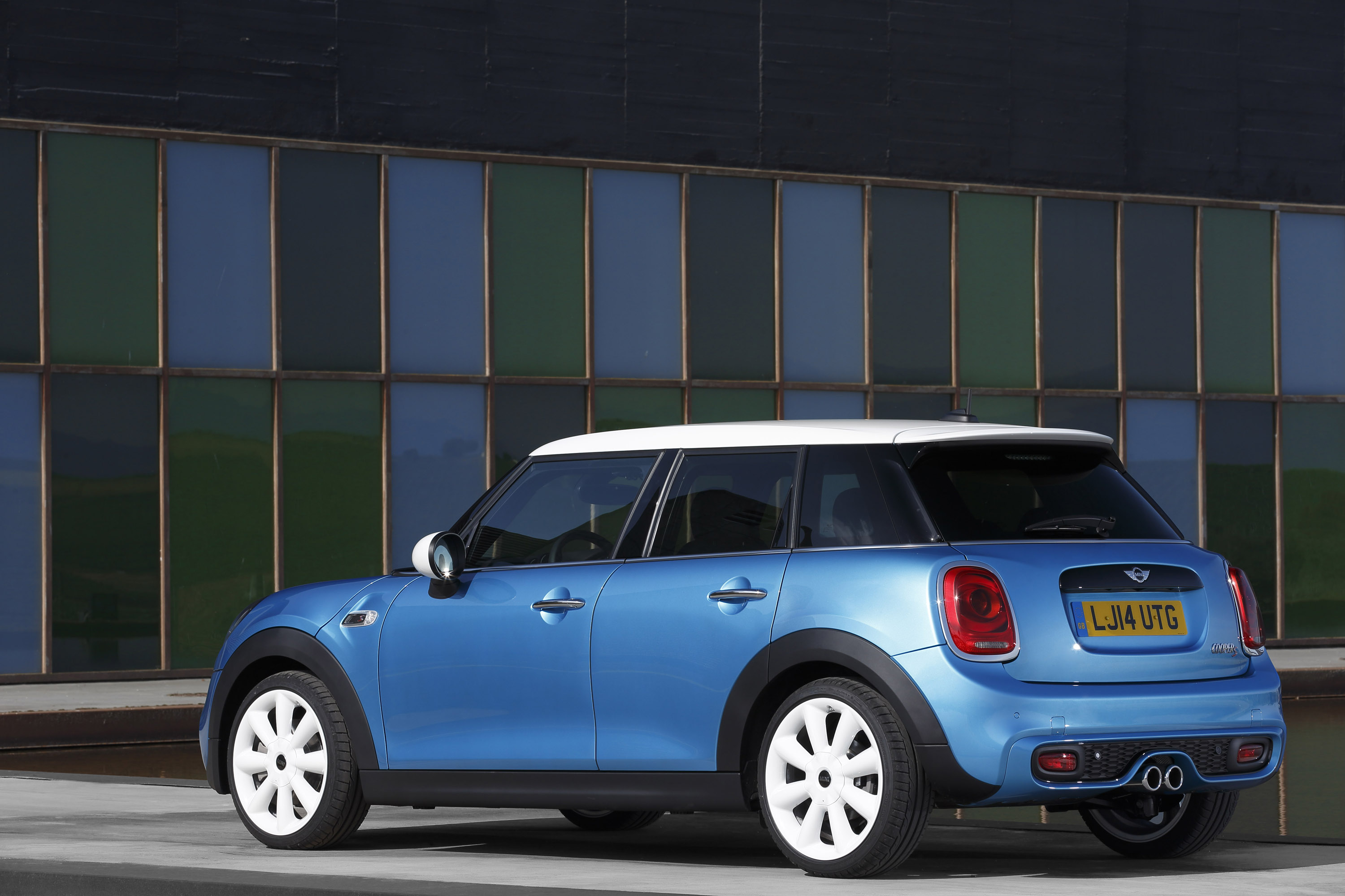 MINI 5-door Hatchback