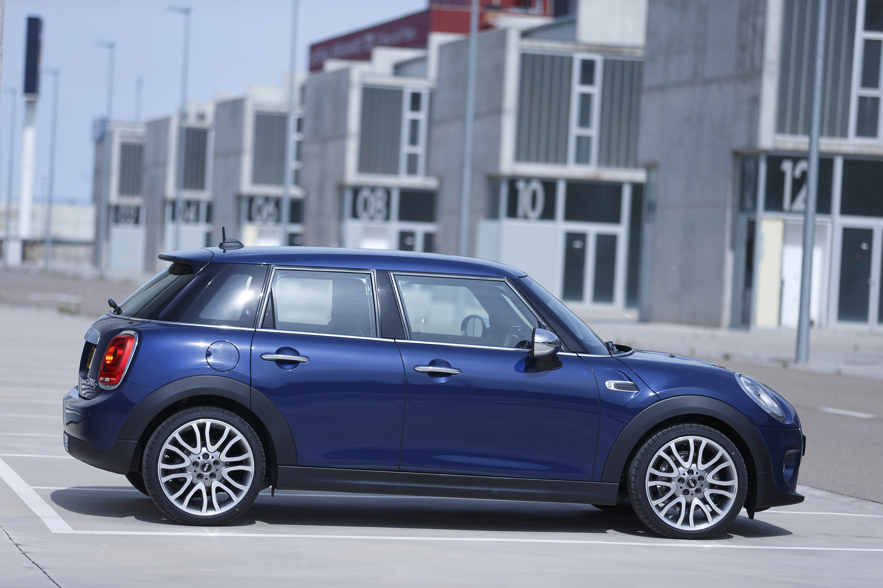 MINI 5-door Hatchback