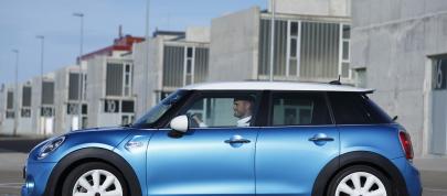 MINI 5-door Hatchback (2015) - picture 79 of 150