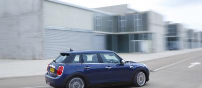 MINI 5-door Hatchback (2015) - picture 140 of 150