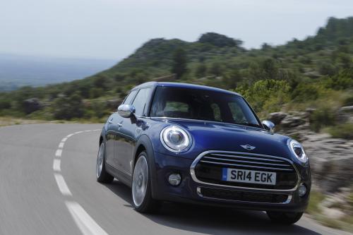 MINI 5-door Hatchback (2015) - picture 96 of 150