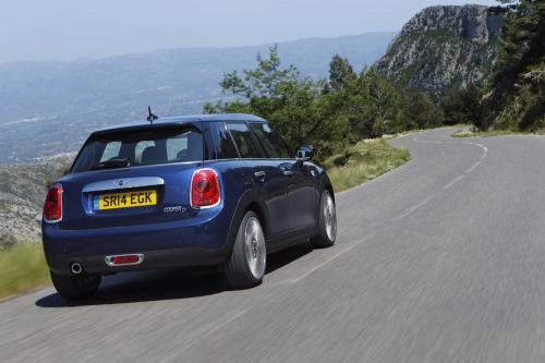 MINI 5-door Hatchback (2015) - picture 104 of 150