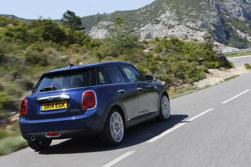 MINI 5-door Hatchback (2015) - picture 105 of 150
