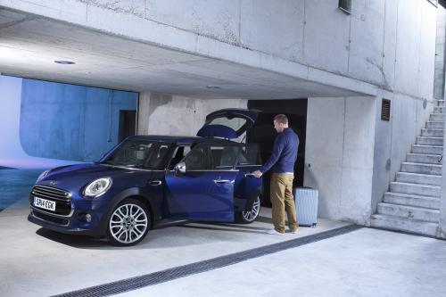 MINI 5-door Hatchback (2015) - picture 113 of 150