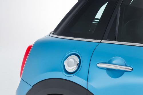 MINI 5-door Hatchback (2015) - picture 145 of 150