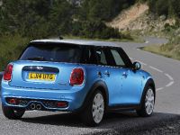MINI 5-door Hatchback (2015) - picture 42 of 150