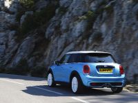 MINI 5-door Hatchback (2015) - picture 46 of 150