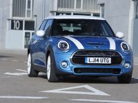 MINI 5-door Hatchback (2015) - picture 67 of 150