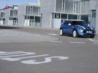MINI 5-door Hatchback (2015) - picture 69 of 150