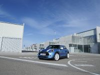MINI 5-door Hatchback (2015) - picture 75 of 150