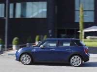 MINI 5-door Hatchback (2015) - picture 82 of 150