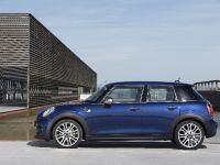 MINI 5-door Hatchback (2015) - picture 85 of 150