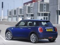 MINI 5-door Hatchback (2015) - picture 125 of 150