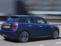 MINI 5-door Hatchback (2015) - picture 131 of 150