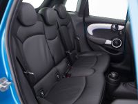 2015 MINI 5-door Hatchback