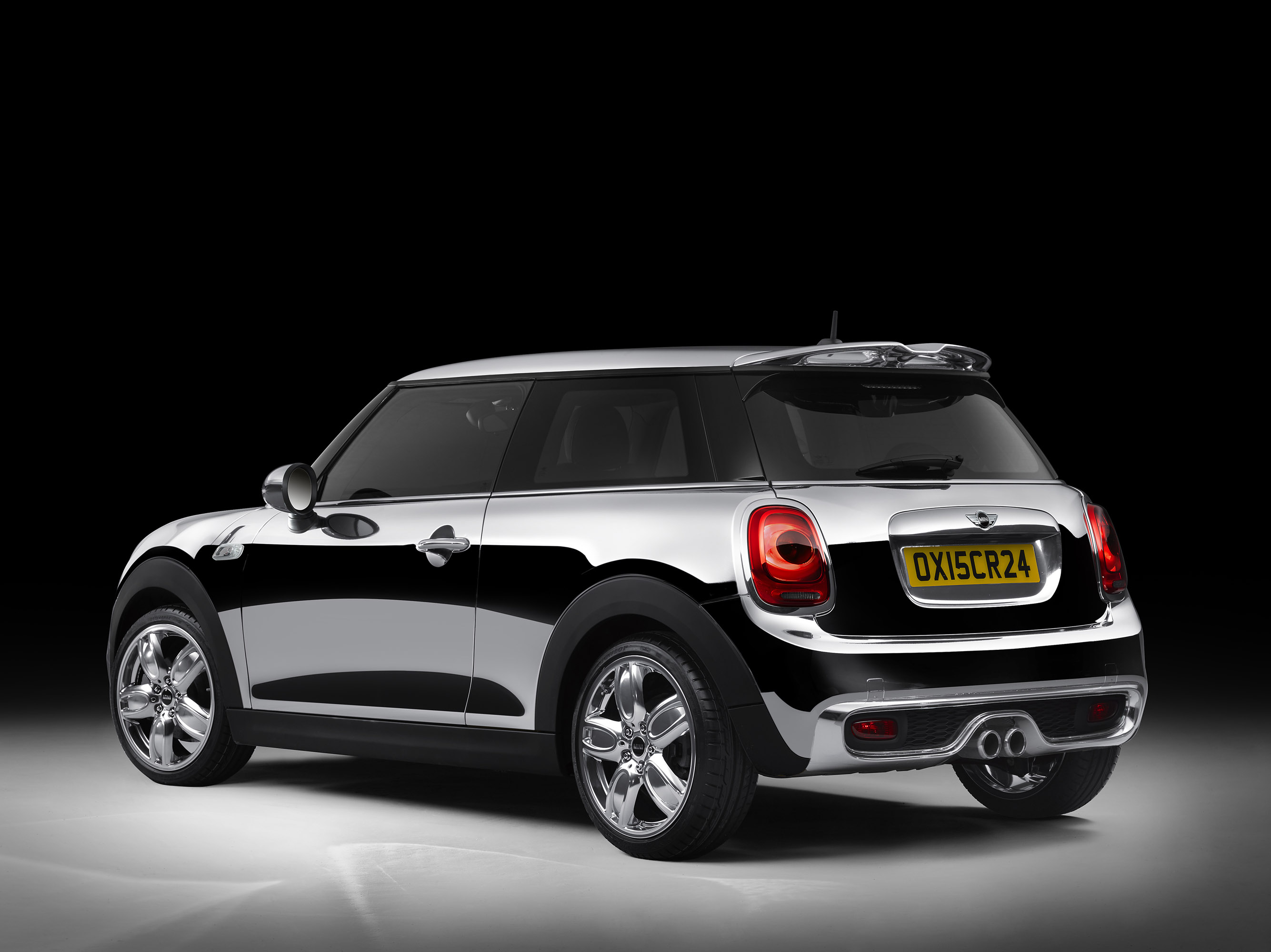 Mini Chrome Line Exterior Deluxe Concept