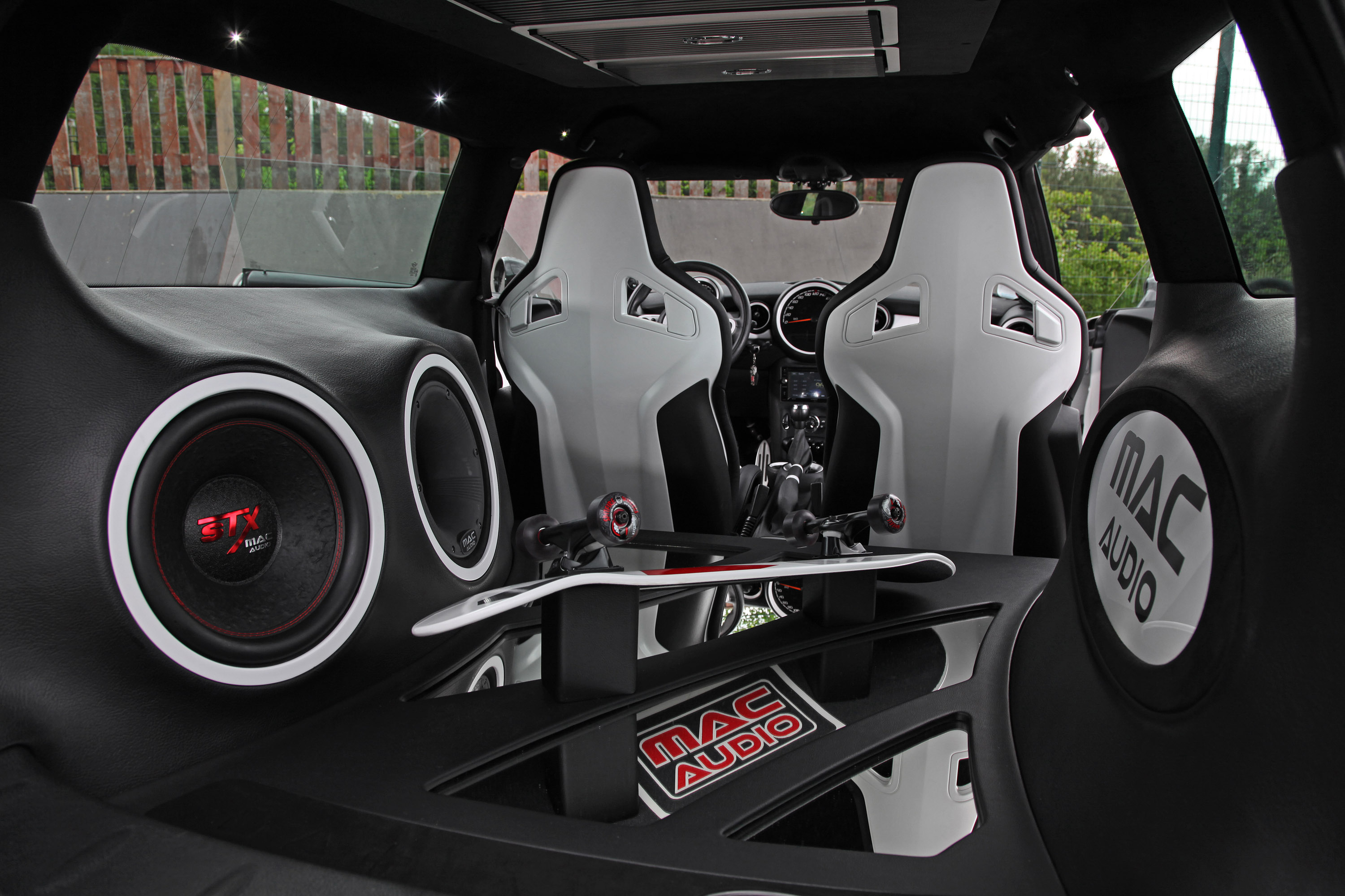 Mini Clubman S with Mac Audio System