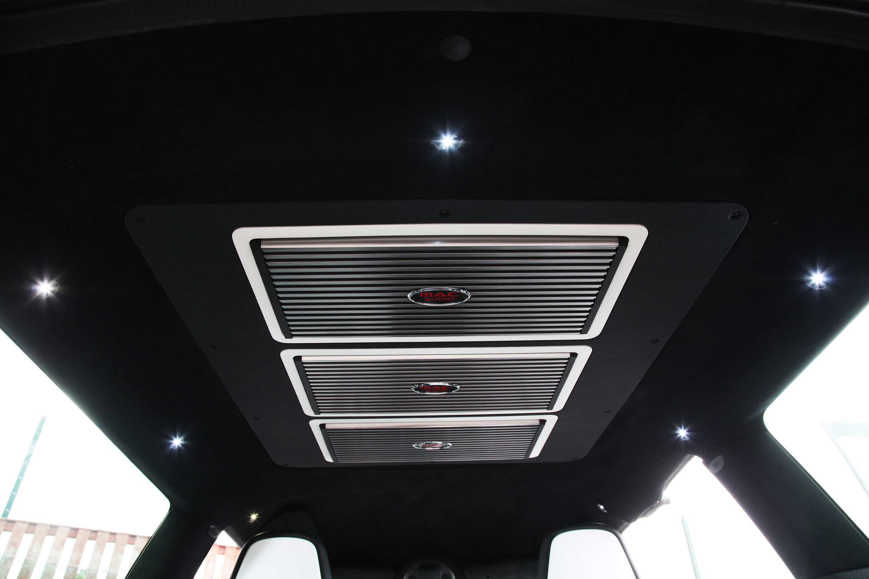 Mini Clubman S with Mac Audio System