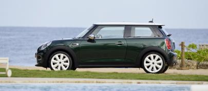 Mini Cooper 5-door (2015) - picture 4 of 13