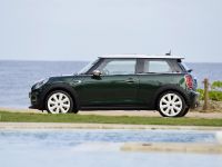 Mini Cooper 5-door (2015) - picture 4 of 13