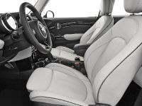 MINI Cooper (2015) - picture 10 of 14