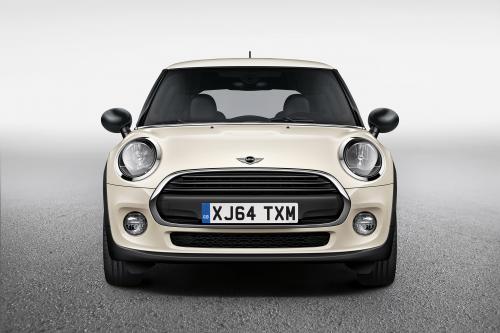 MINI One First 5 door (2015) - picture 1 of 2