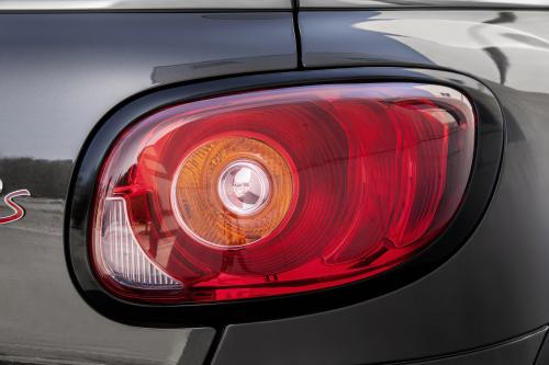 MINI Paceman (2015) - picture 17 of 18