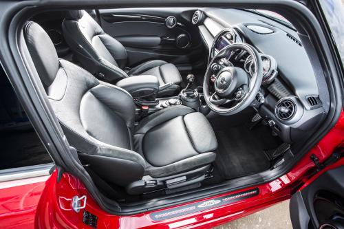 MINI Sport Pack (2015) - picture 8 of 8