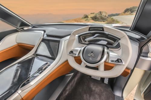 Mitsubishi Concept GC-PHEV (2015) - picture 8 of 17