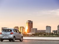 Mitsubishi Mirage ES (2015) - picture 6 of 13