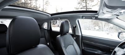 Mitsubishi Outlander Sport GT (2015) - picture 15 of 16