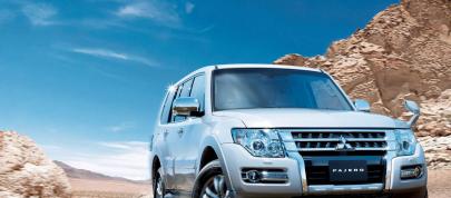 Mitsubishi Pajero Facelift (2015) - picture 12 of 29