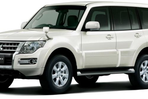 Mitsubishi Pajero Facelift (2015) - picture 9 of 29